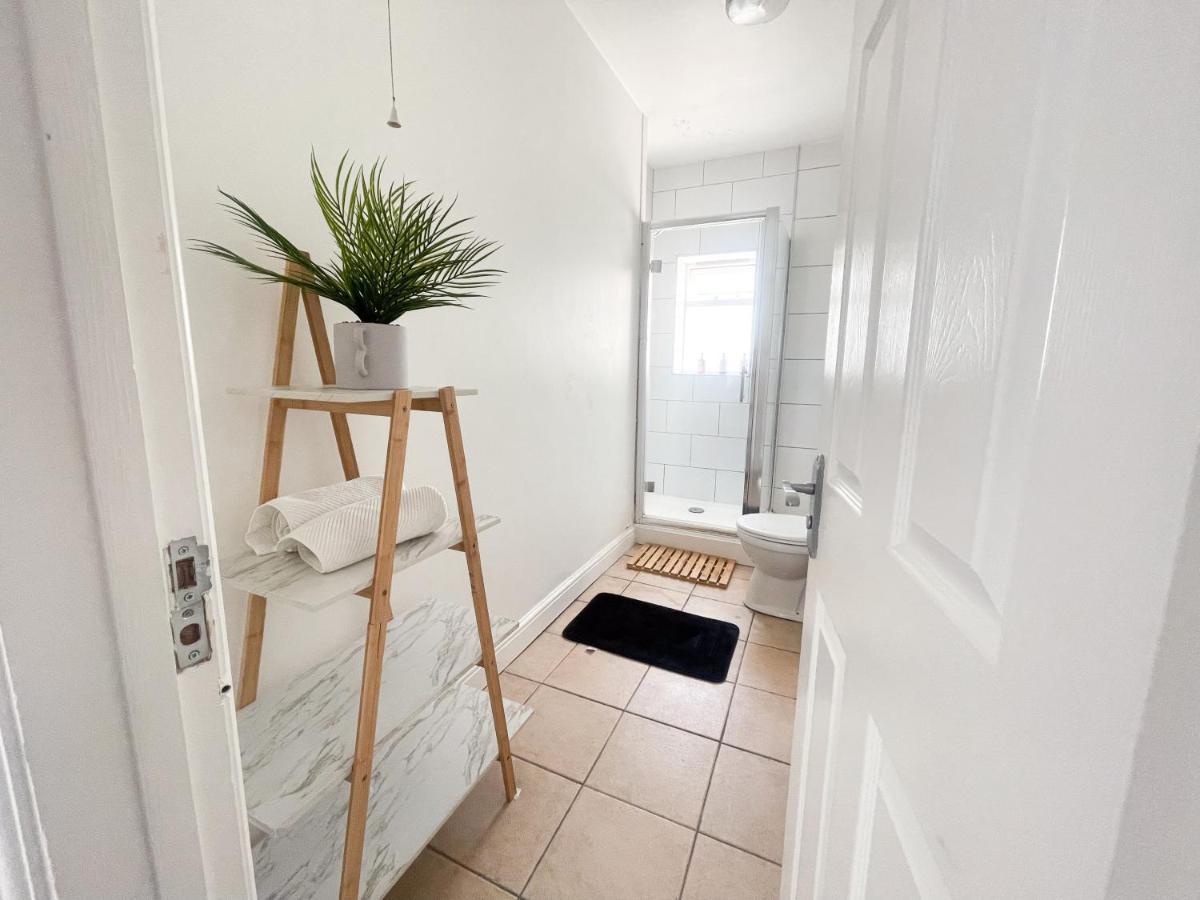Brighton City Centre 2Br Apartment - Perfect For Contractors, Families & Groups - Free Parking & Walk To Beach Buitenkant foto